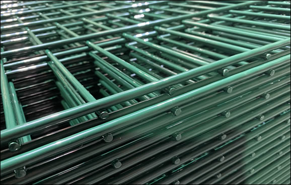 Welded mesh panels galvanised steel wire polyester coated for high security fencing
