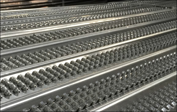 Hot Dipped Galvanised Expanded Metal Mesh , Expanded Stainless Steel Mesh  Grill For Fencing / Fiji